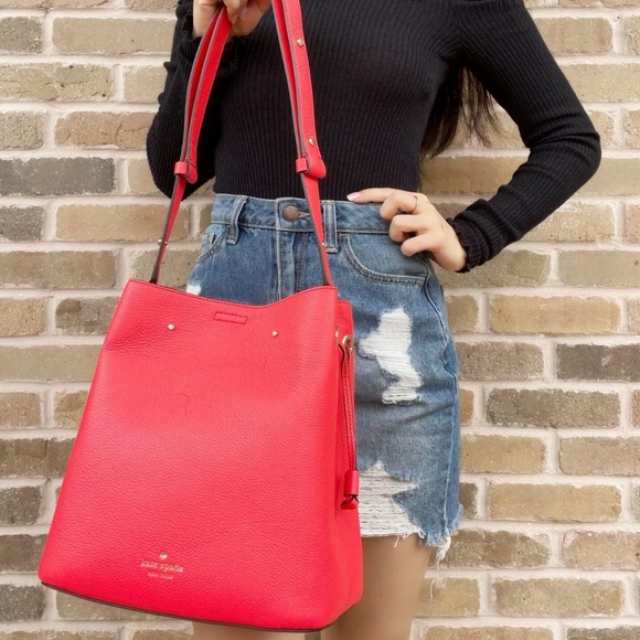 Kate Spade Martin Large Bucket Bag Shoulder Tote - Picture 4 of 8